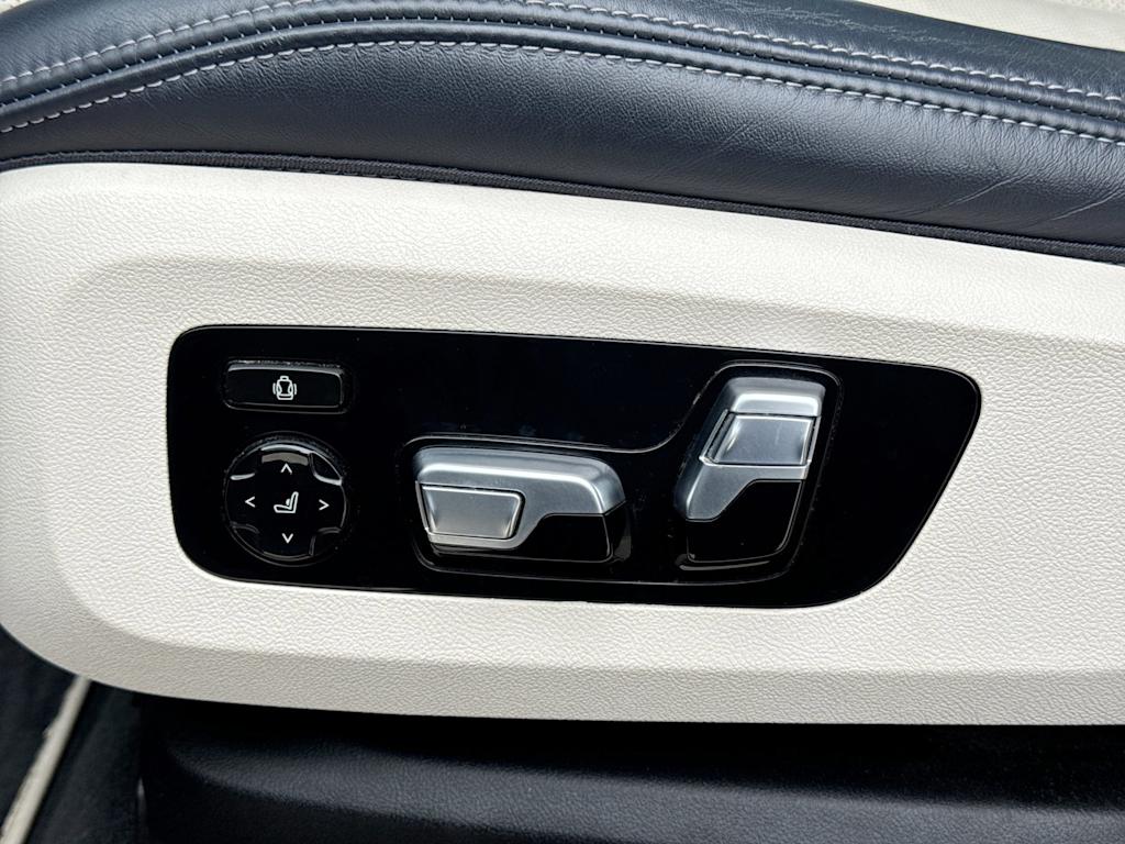 Thumbnail: 2021 BMW X5 - 24