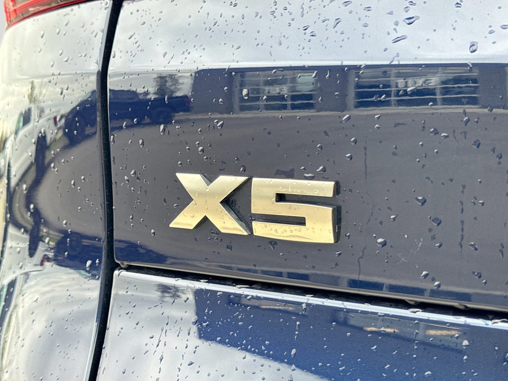 Thumbnail: 2021 BMW X5 - 23