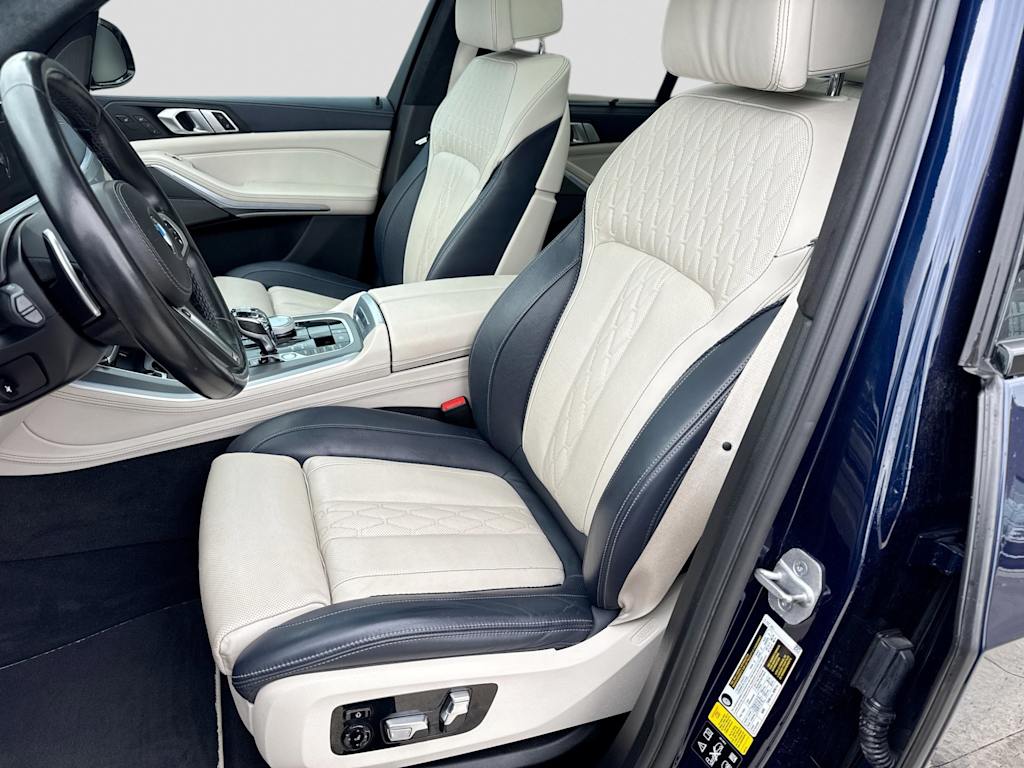 Thumbnail: 2021 BMW X5 - 9