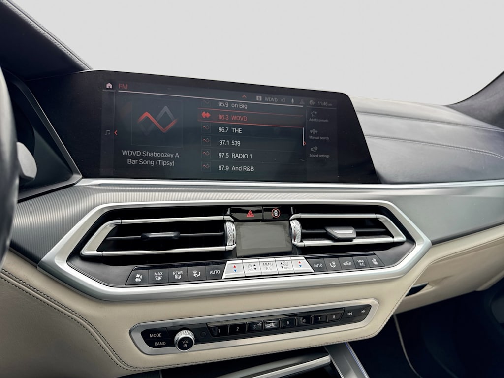 Thumbnail: 2021 BMW X5 - 13