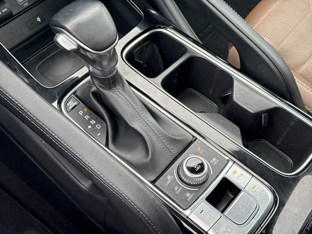 Thumbnail: 2020 Kia Telluride - 15