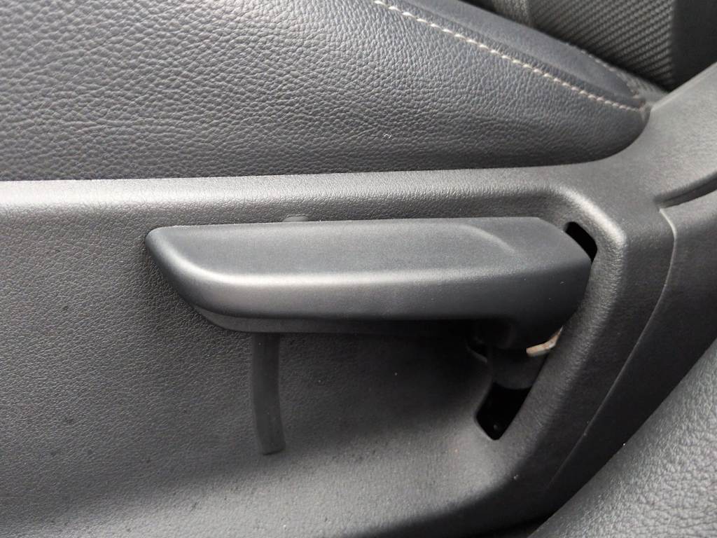 Thumbnail: 2024 Mazda CX-50 - 25