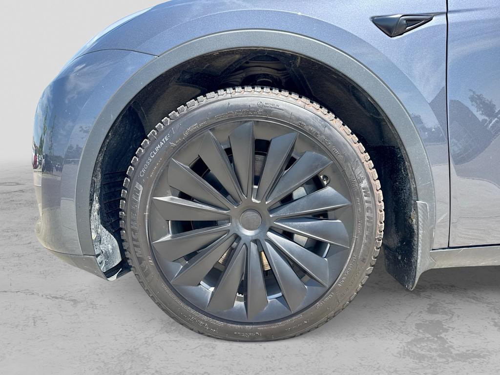 Thumbnail: 2023 Tesla Model Y - 7