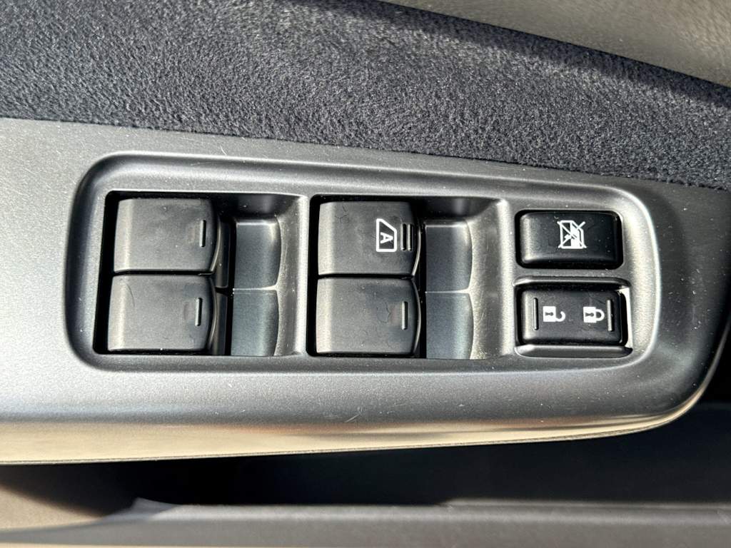 Thumbnail: 2011 Subaru Forester - 25