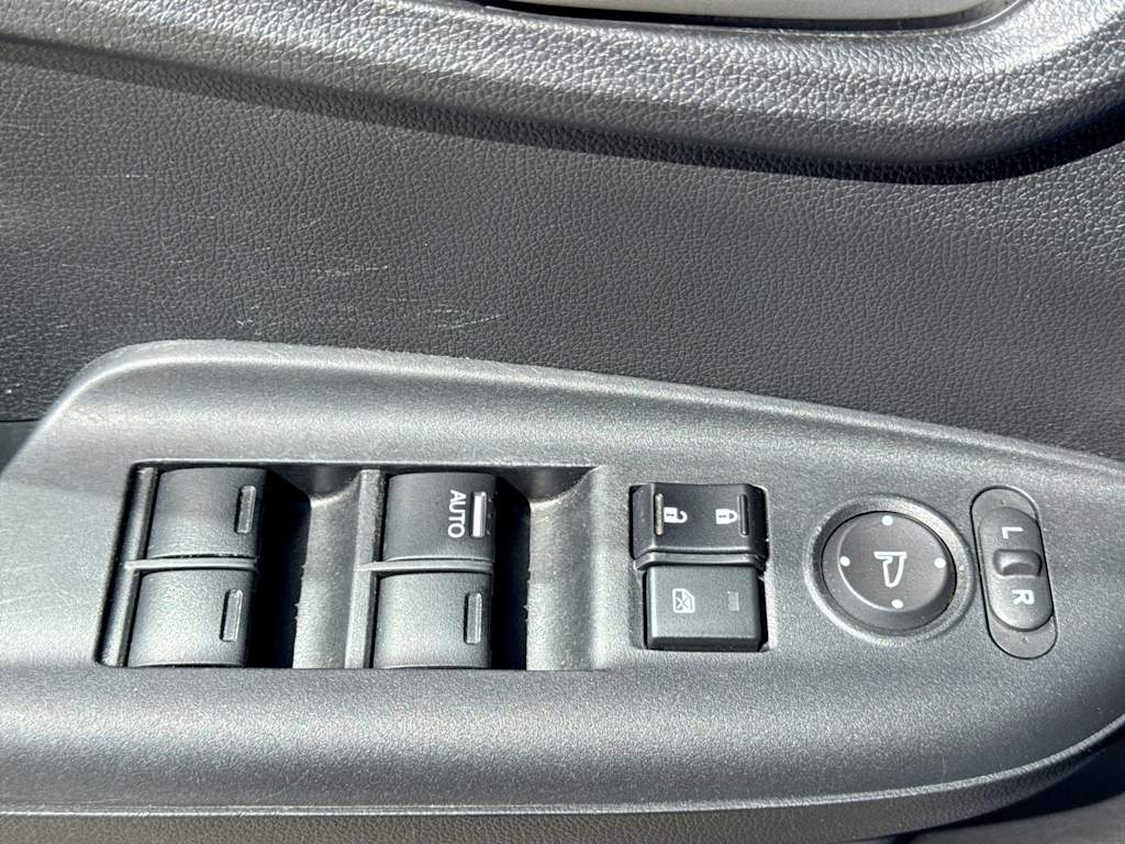 Thumbnail: 2016 Honda Fit - 24