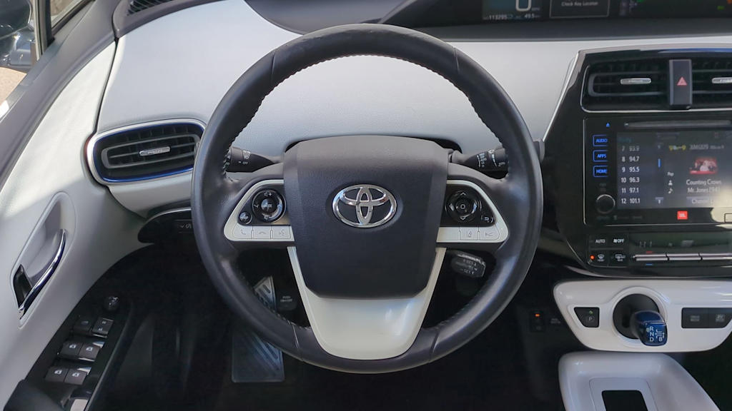 Thumbnail: 2017 Toyota Prius - 10