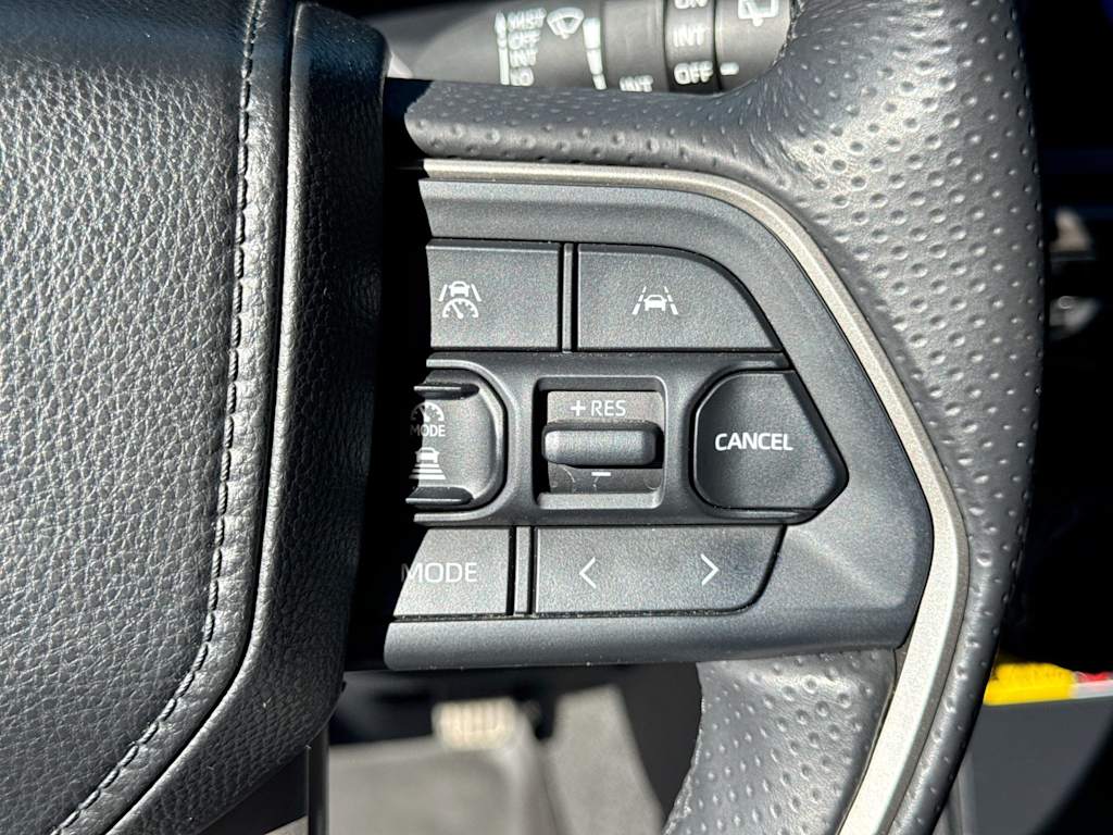 Thumbnail: 2025 Toyota 4Runner - 30