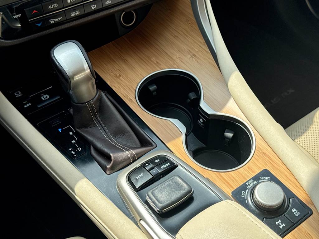 Thumbnail: 2016 Lexus RX - 36