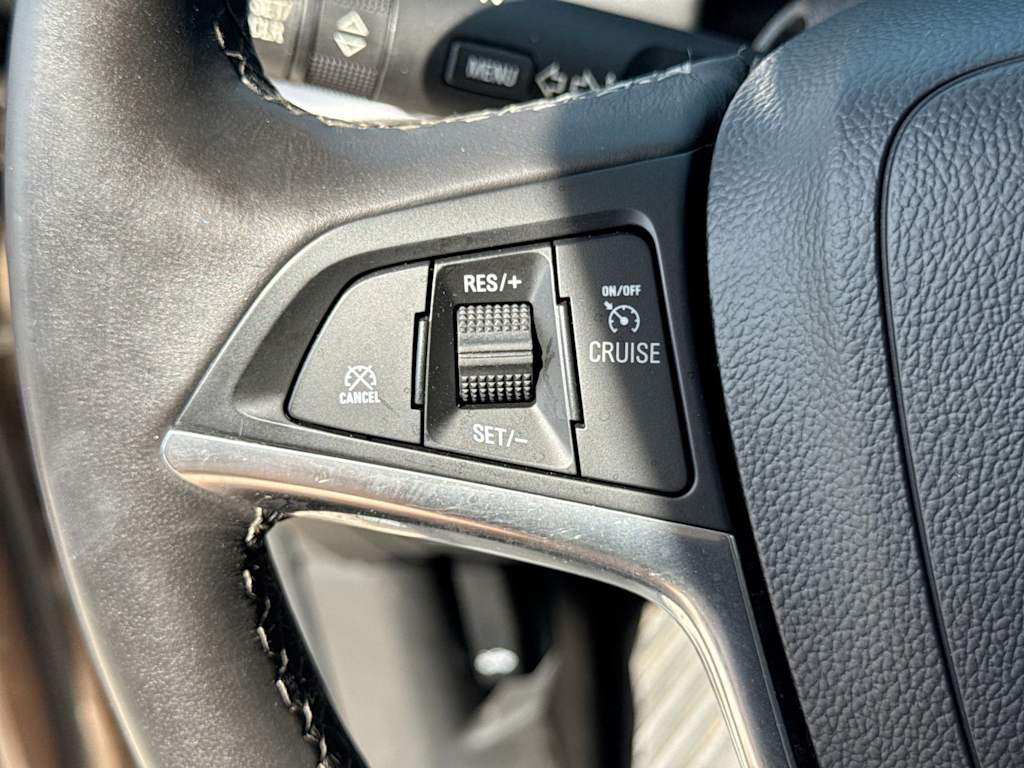 Thumbnail: 2018 Buick Encore - 27