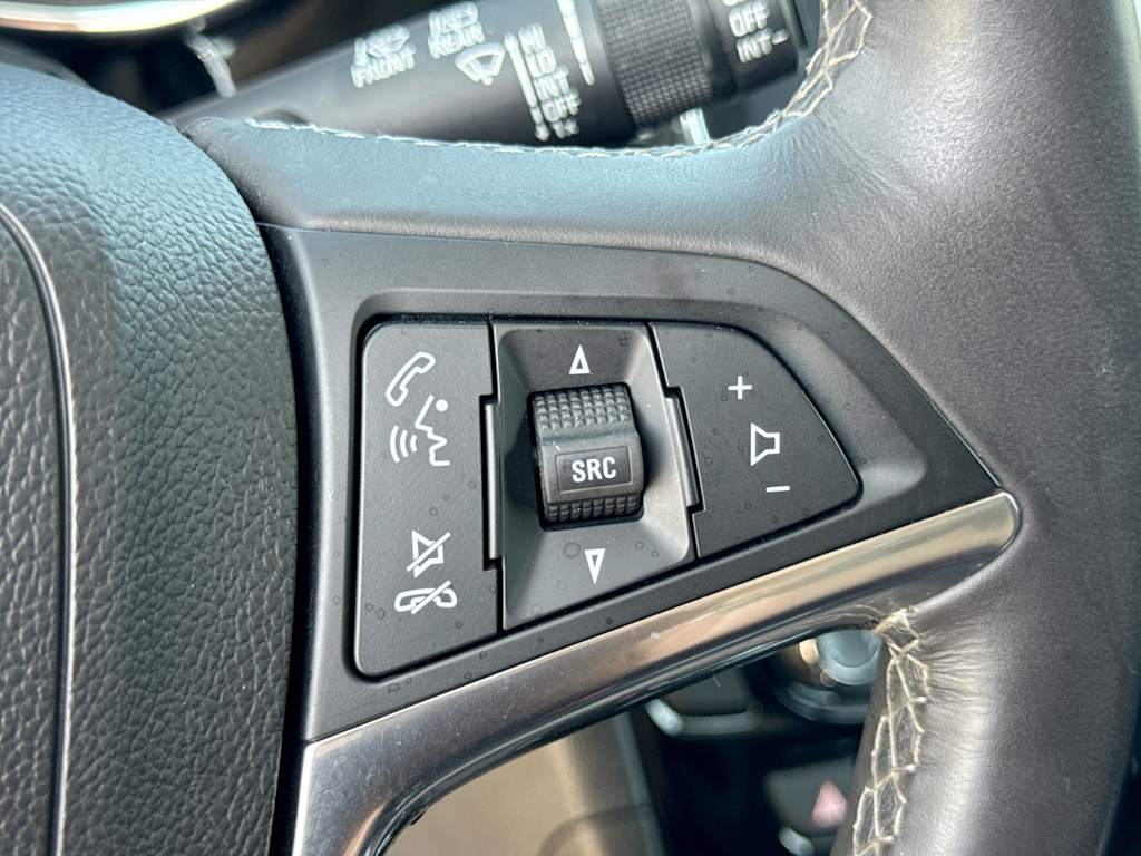 Thumbnail: 2018 Buick Encore - 28