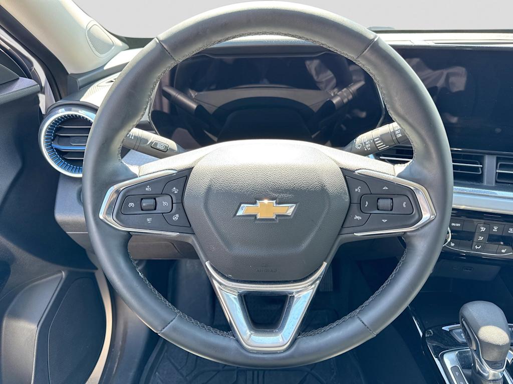 Thumbnail: 2024 Chevrolet Trax - 13