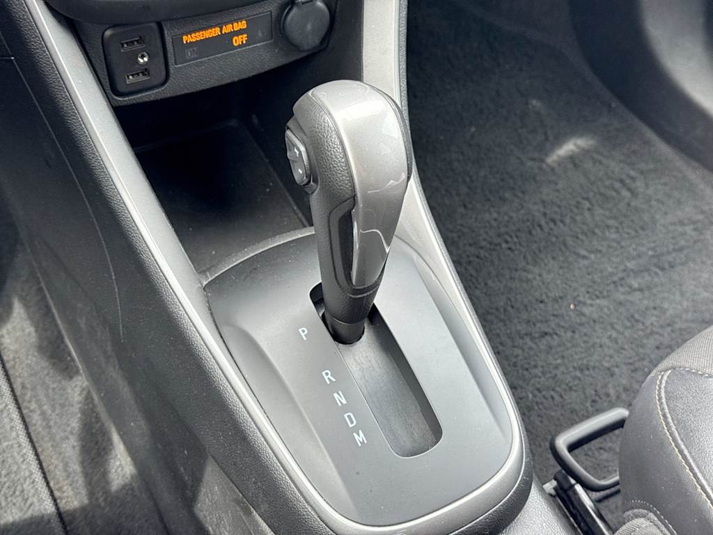 Thumbnail: 2020 Chevrolet Trax - 33