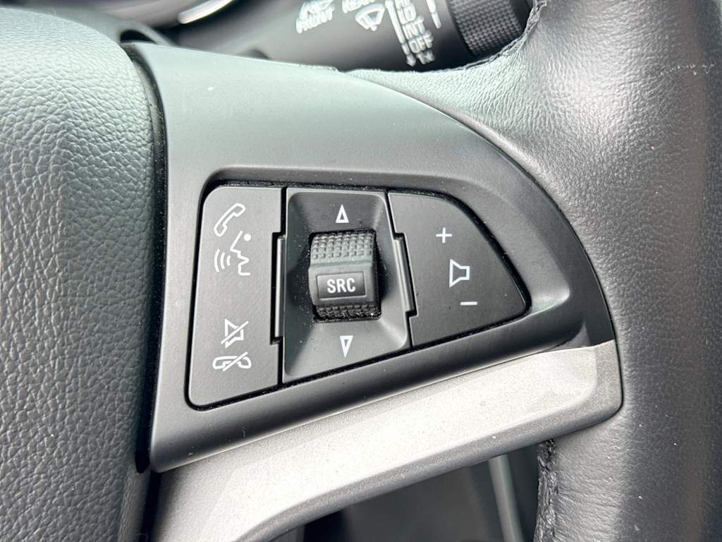 Thumbnail: 2020 Chevrolet Trax - 28