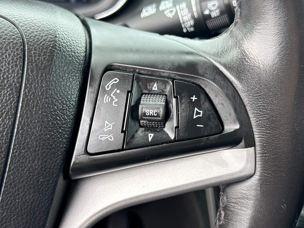 Thumbnail: 2019 Chevrolet Trax - 28
