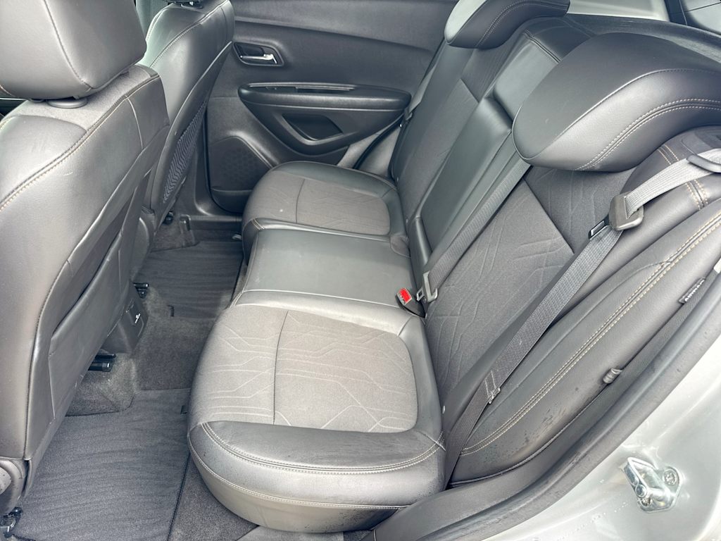 Thumbnail: 2019 Chevrolet Trax - 25