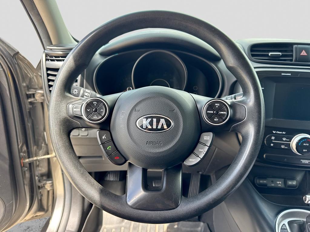 Thumbnail: 2018 Kia Soul - 13