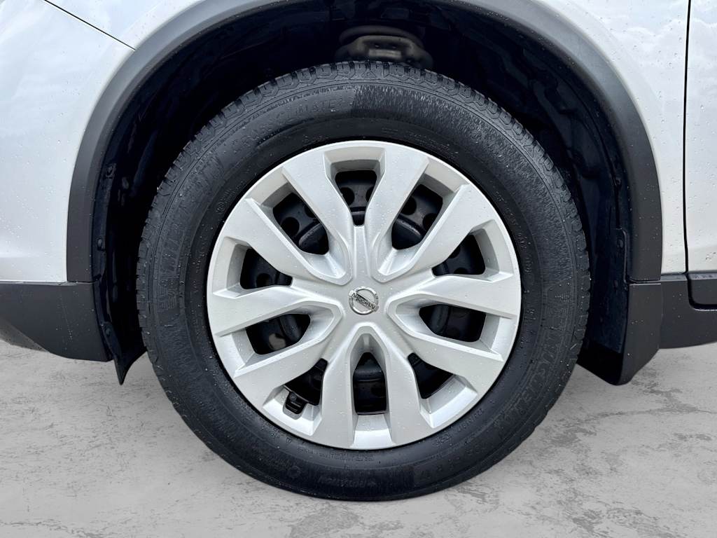 Thumbnail: 2017 Nissan Rogue - 7