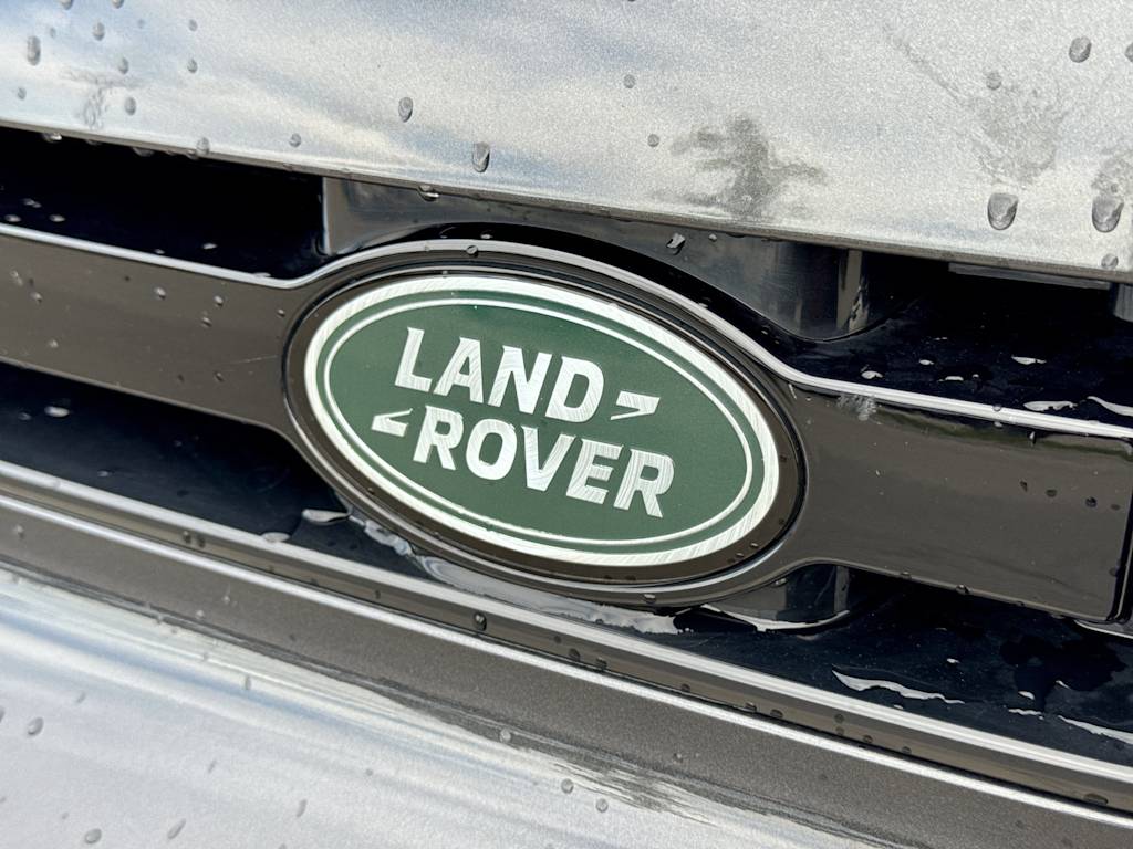 Thumbnail: 2025 Land Rover Defender - 6
