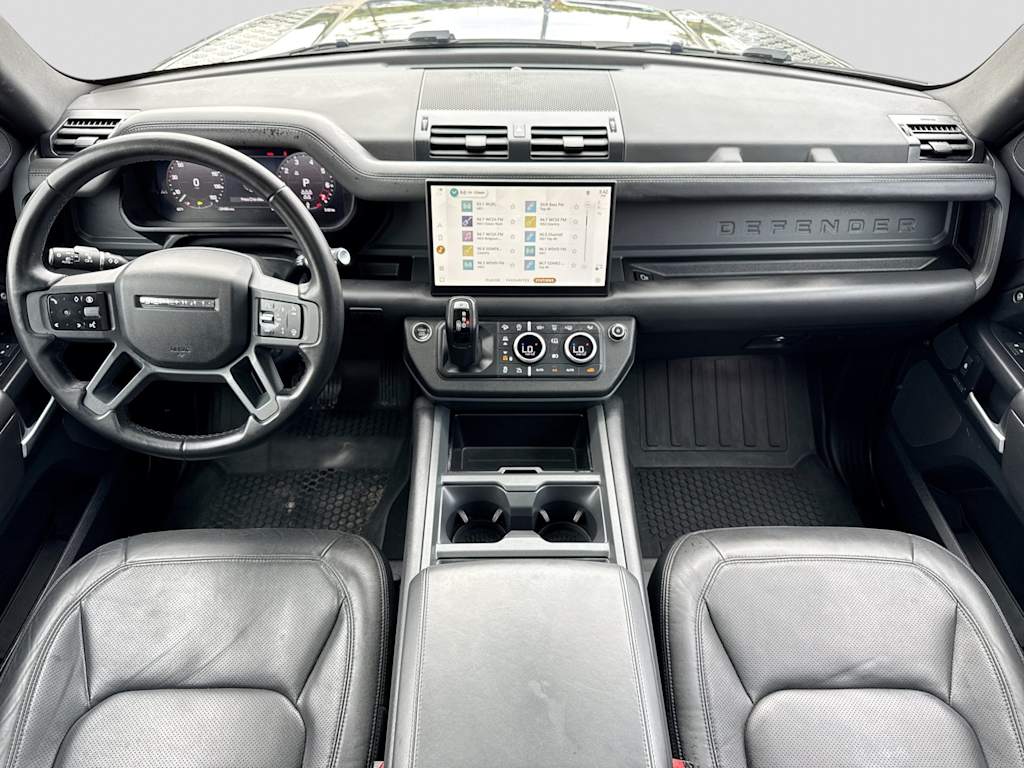 Thumbnail: 2025 Land Rover Defender - 8