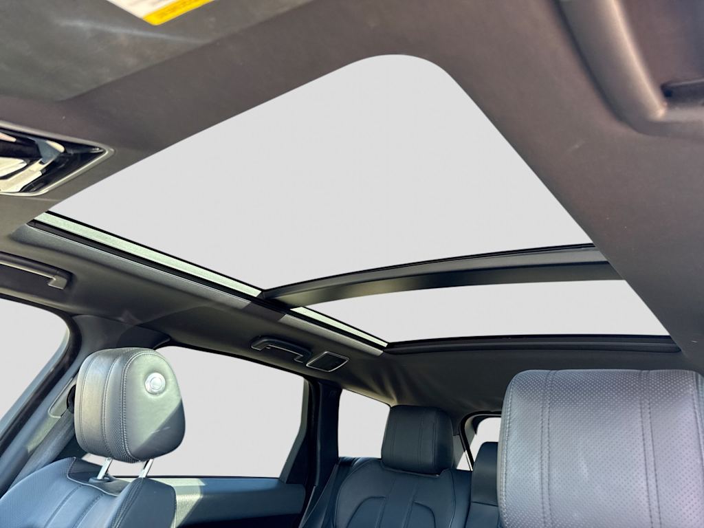 Thumbnail: 2015 Land Rover Range Rover Sport - 25