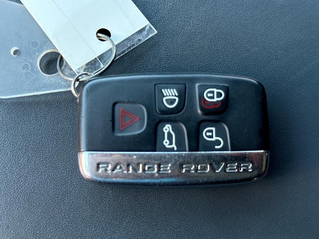 Thumbnail: 2015 Land Rover Range Rover Sport - 17