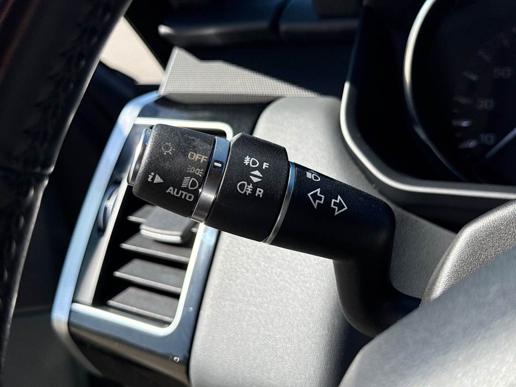 Thumbnail: 2015 Land Rover Range Rover Sport - 15