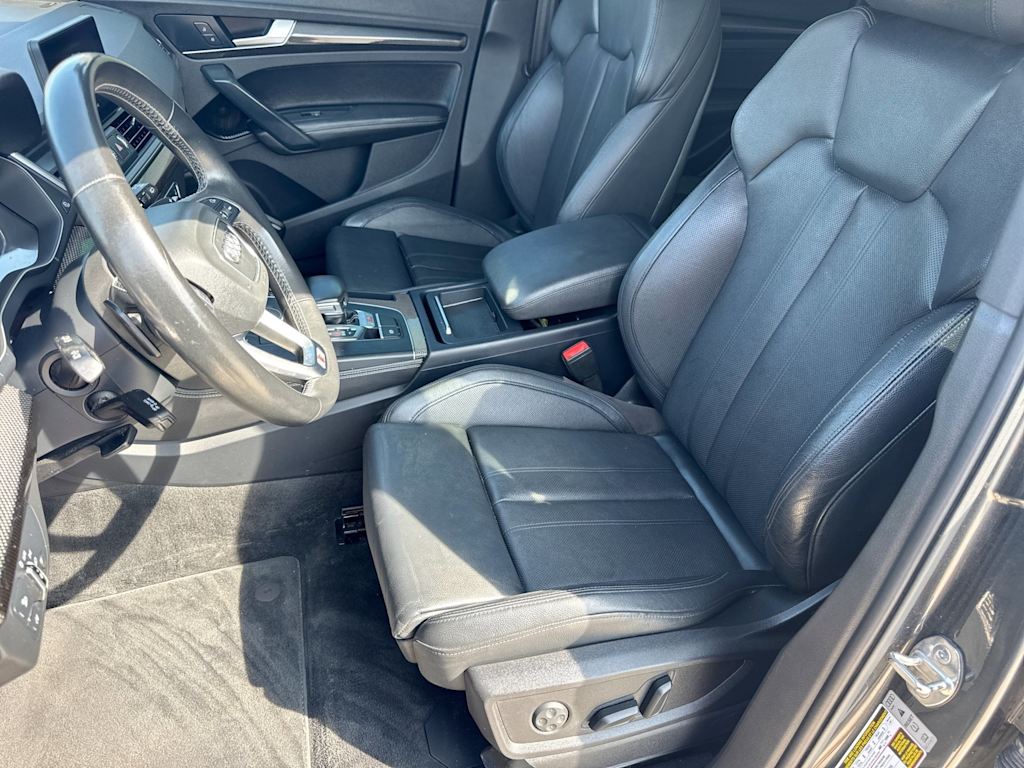 Thumbnail: 2018 Audi SQ5 - 10
