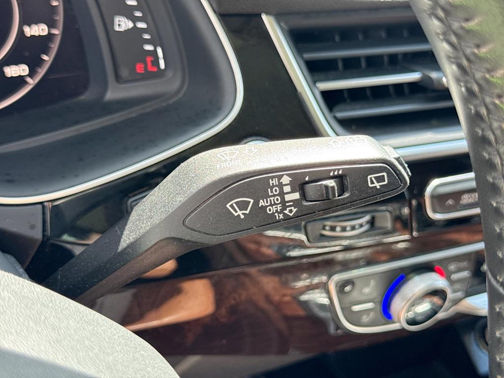 Thumbnail: 2018 Audi Q7 - 15