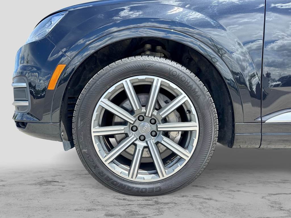 Thumbnail: 2018 Audi Q7 - 7