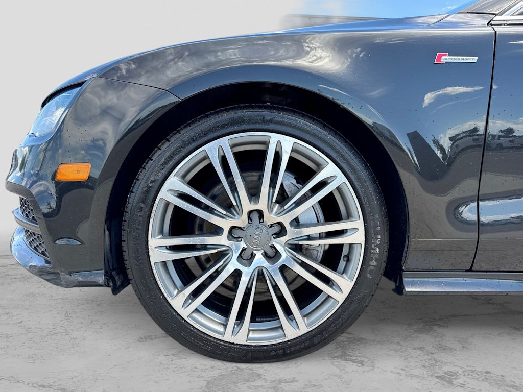 Thumbnail: 2013 Audi A7 - 8