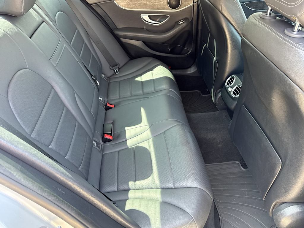 Thumbnail: 2020 Mercedes-Benz C-Class - 28