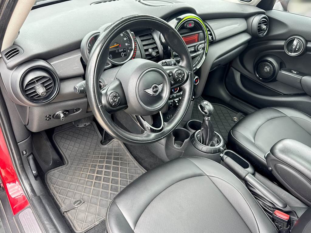 Thumbnail: 2015 MINI Cooper - 2