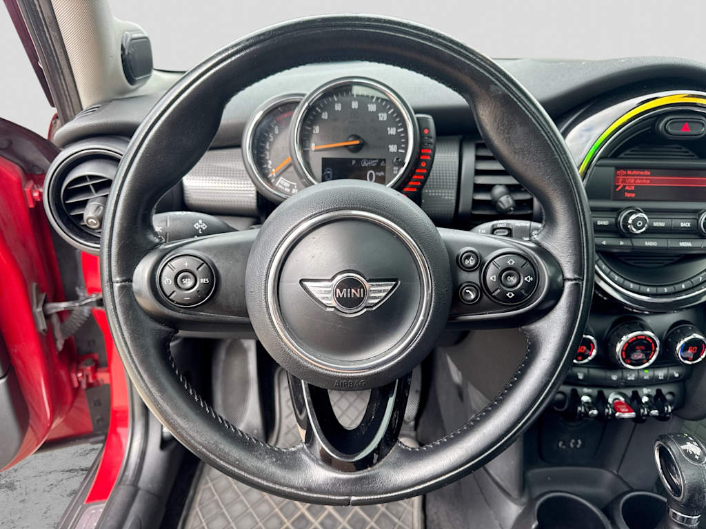 Thumbnail: 2015 MINI Cooper - 12