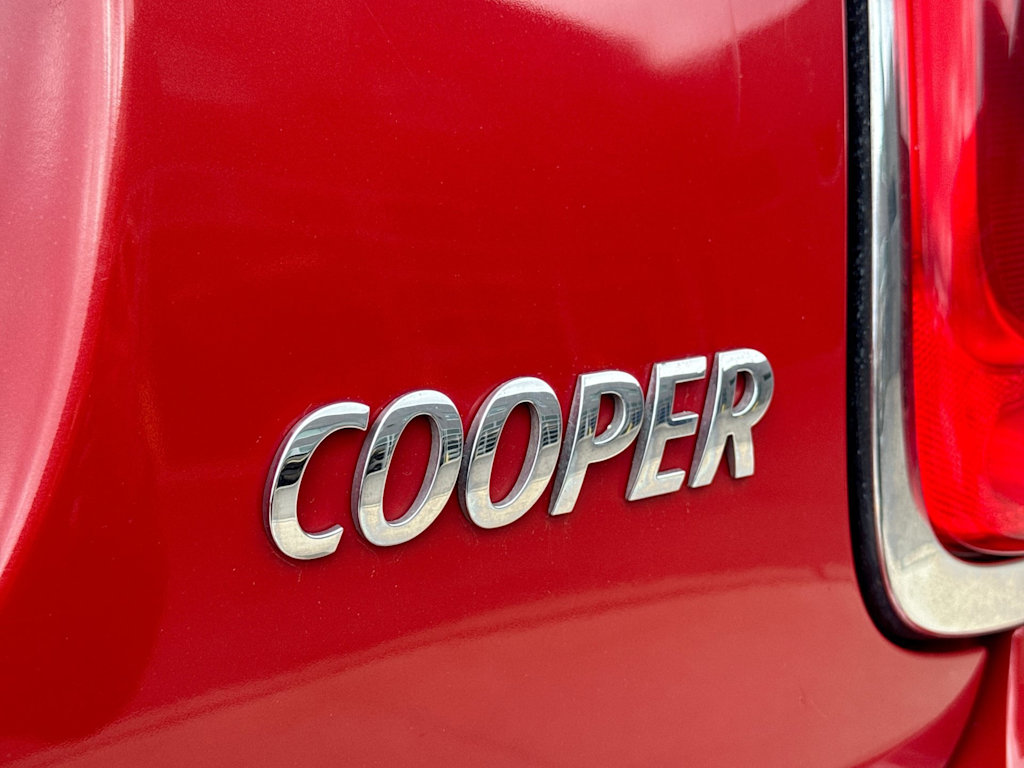 Thumbnail: 2015 MINI Cooper - 24