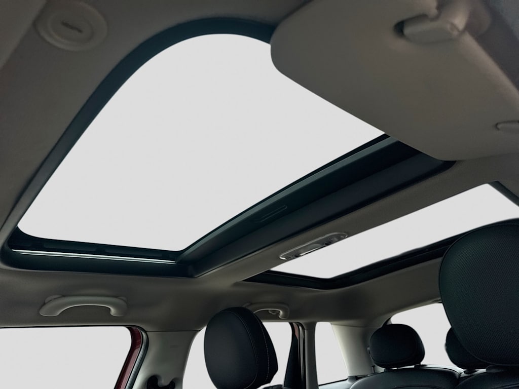 Thumbnail: 2015 MINI Cooper - 25
