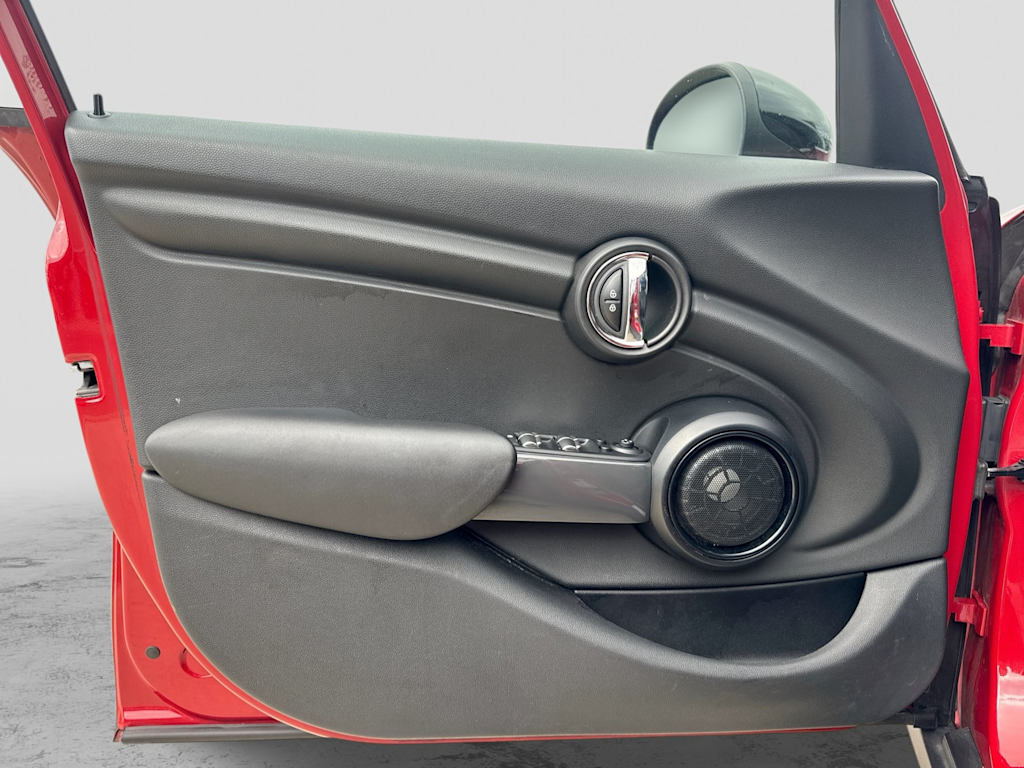 Thumbnail: 2015 MINI Cooper - 33