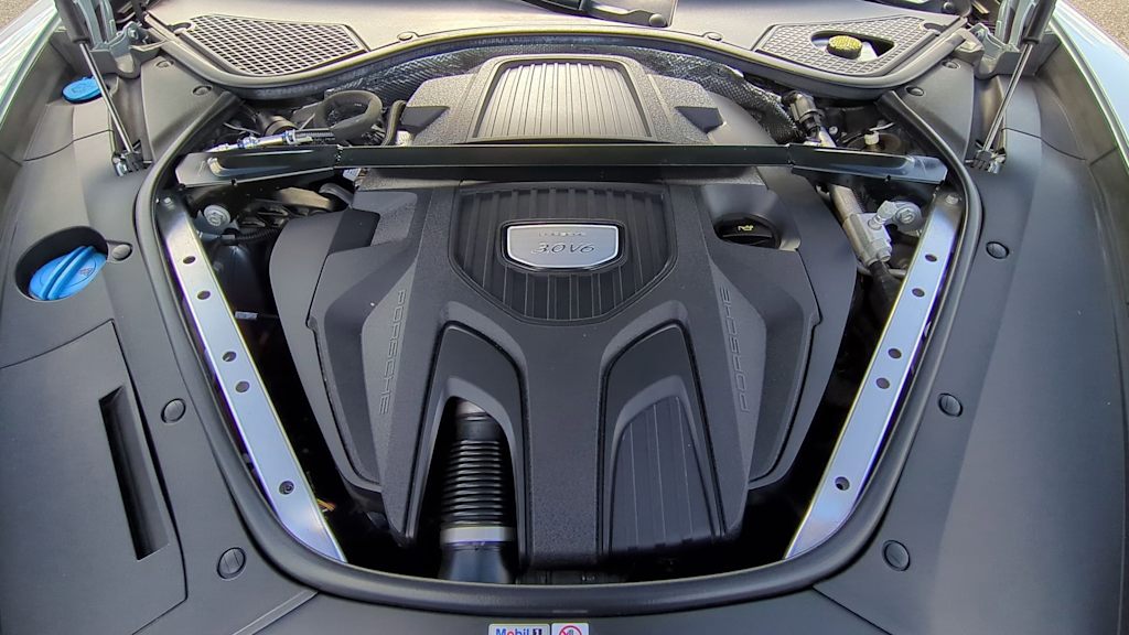 Thumbnail: 2020 Porsche Panamera - 9