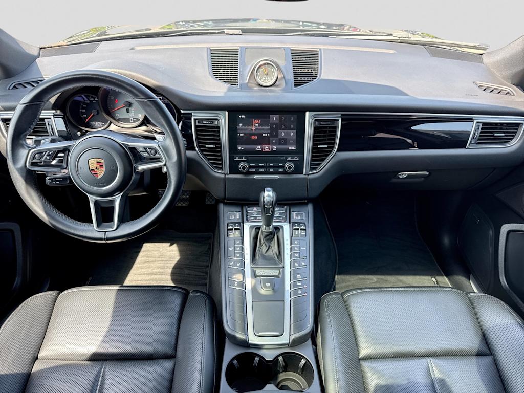 Thumbnail: 2018 Porsche Macan - 9