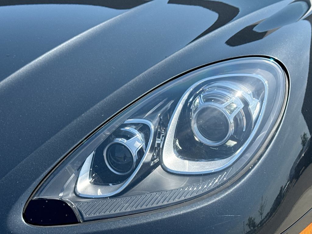 Thumbnail: 2018 Porsche Macan - 23
