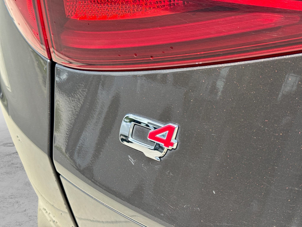 Thumbnail: 2018 Alfa Romeo Stelvio - 25