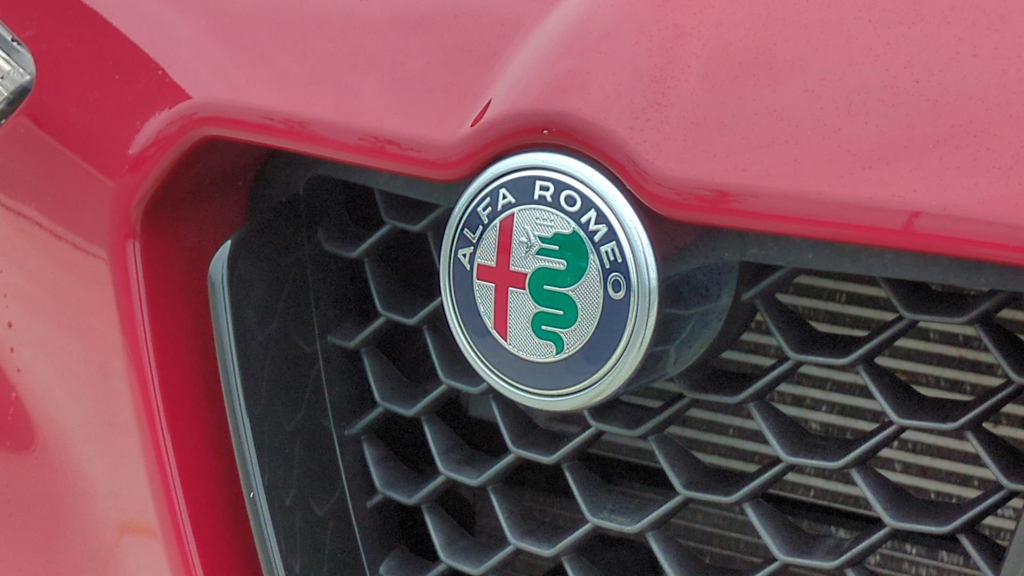 Thumbnail: 2021 Alfa Romeo Stelvio - 6