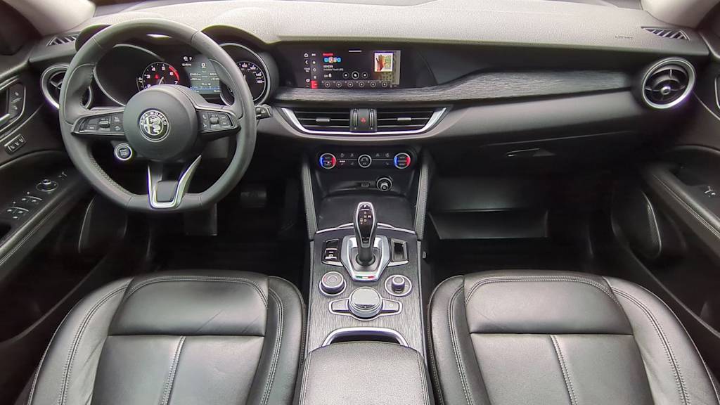 Thumbnail: 2021 Alfa Romeo Stelvio - 2