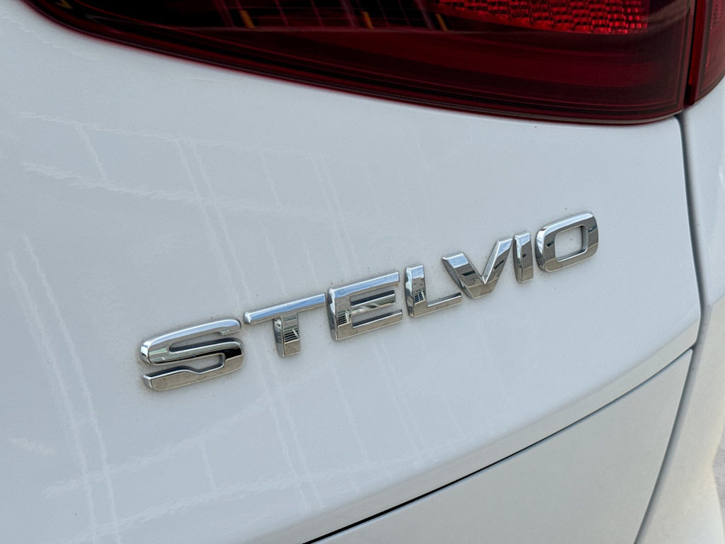 Thumbnail: 2023 Alfa Romeo Stelvio - 24
