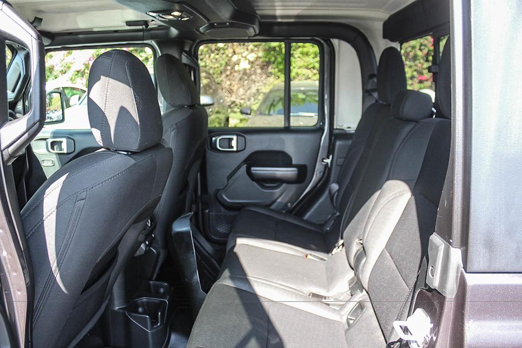 Thumbnail: 2020 Jeep Gladiator - 11