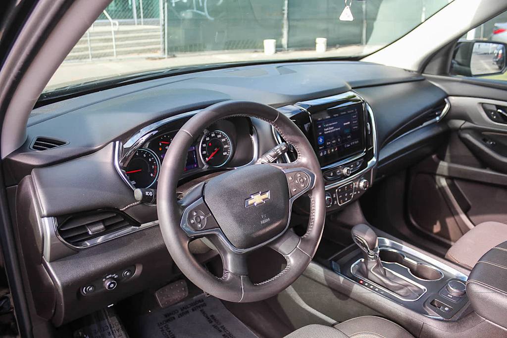 Thumbnail: 2021 Chevrolet Traverse - 13