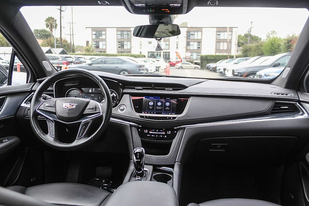 Thumbnail: 2024 Cadillac XT5 - 2