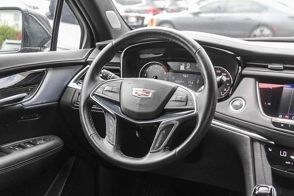 Thumbnail: 2024 Cadillac XT5 - 11