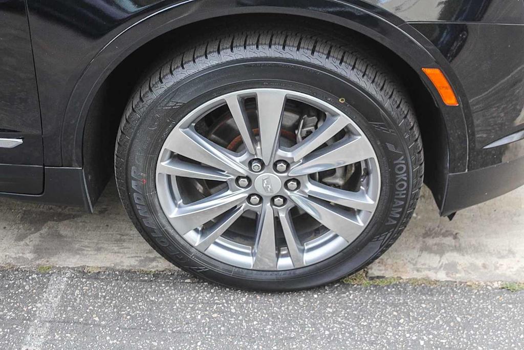 Thumbnail: 2024 Cadillac XT5 - 21