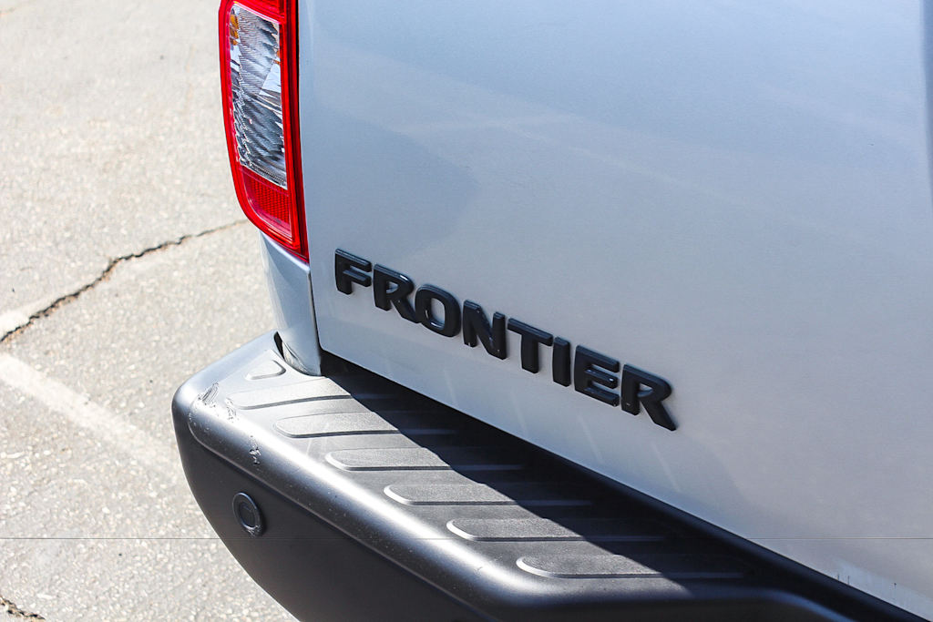 Thumbnail: 2014 Nissan Frontier - 6