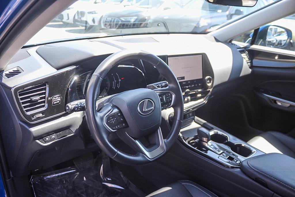 Thumbnail: 2025 Lexus ES - 11